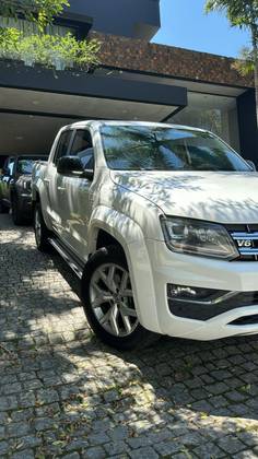 VOLKSWAGEN AMAROK 3.0 V6 TDI DIESEL HIGHLINE CD 4MOTION AUTOMÁTICO VOLKSWAGEN AMAROK 3.0 V6 TDI DIESEL HIGHLINE CD 4MOTION AUTOMÁTICO
